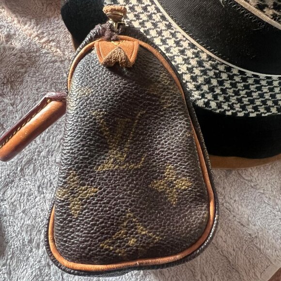 Louis Vuitton Monogram Mini Speedy ā Vintage Authentic ā Distressed & Loved - Picture 3 of 5
